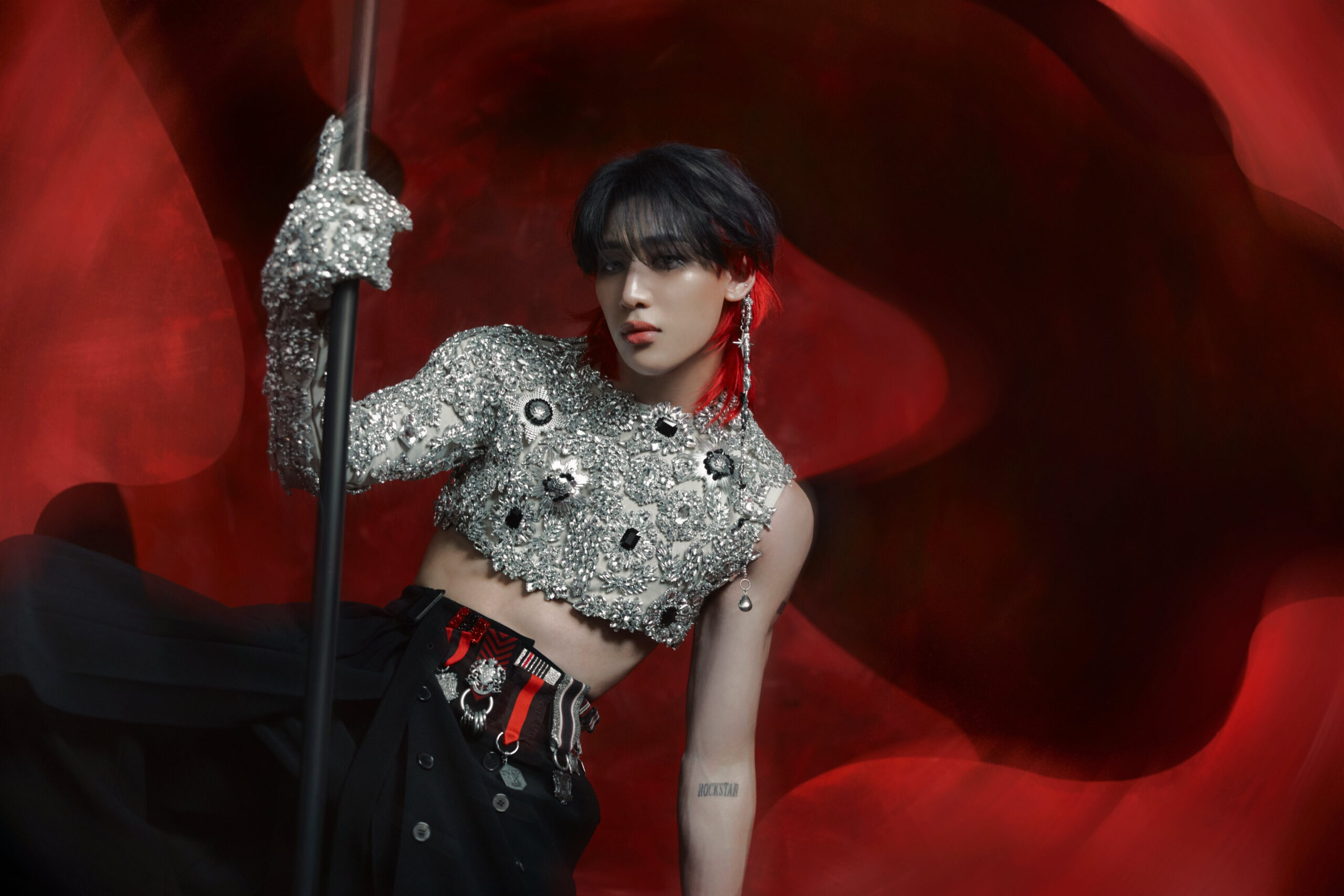 BamBam (GOT7) se desculpa por comentários negativos e anuncia que