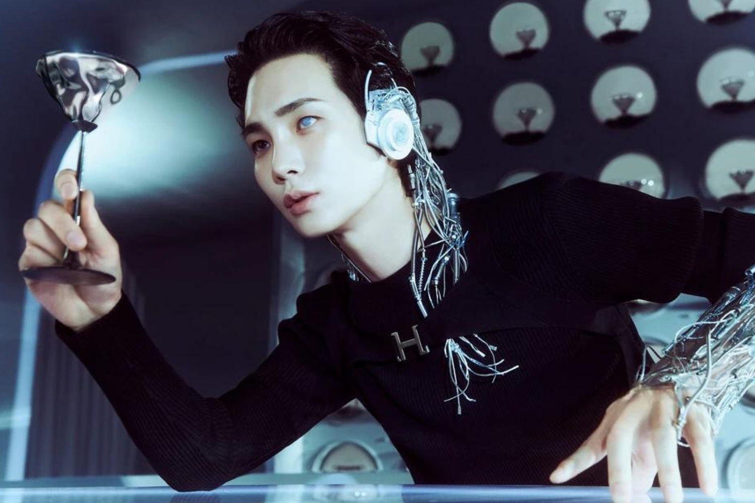 KEY (SHINee) apresenta futuro distópico com o dance-pop de