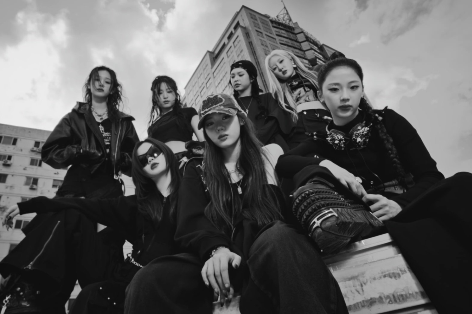 BABYMONSTER apresenta raps intensos e atitude ousada no pré-lançamento ...