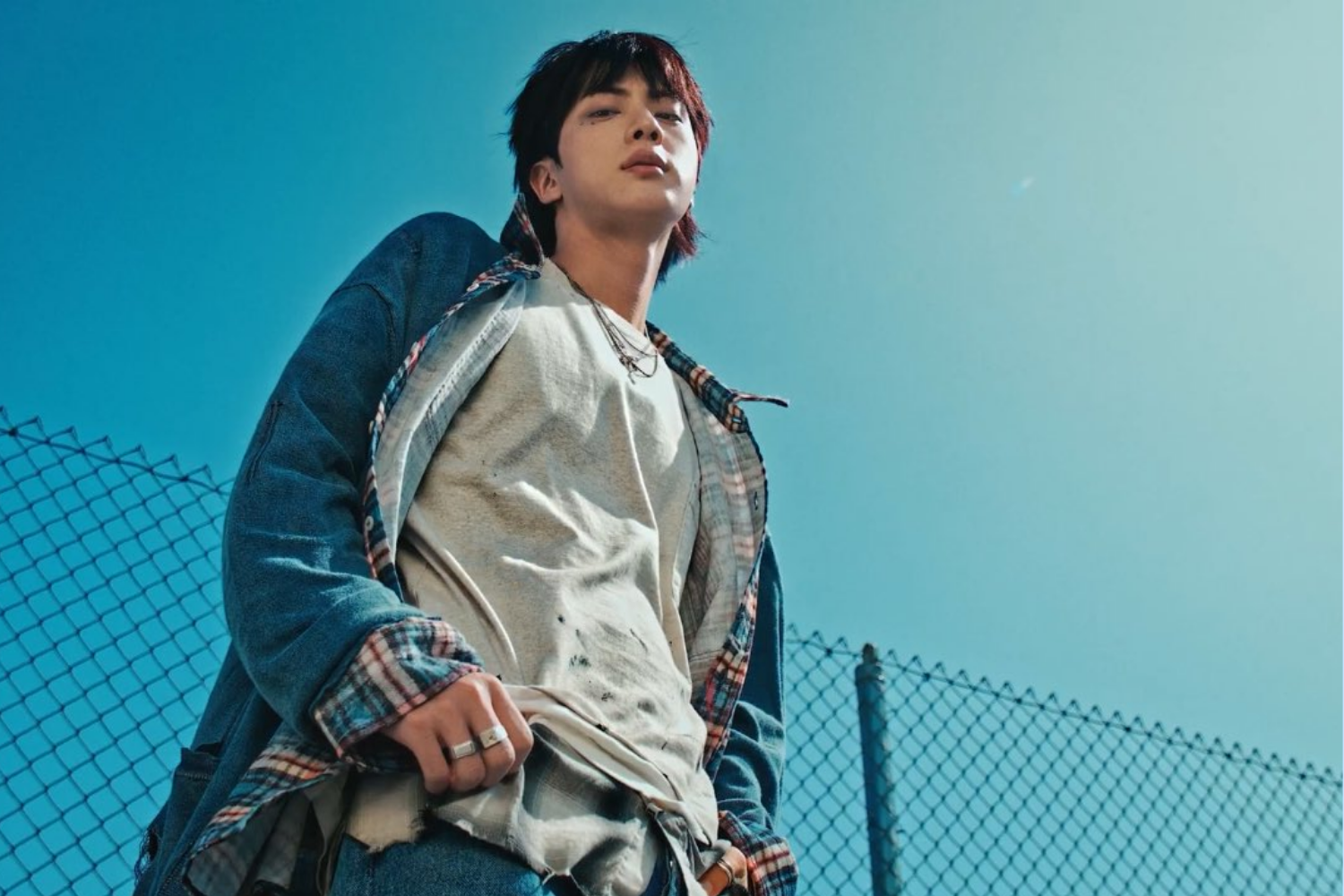 Jin (BTS) encanta corações com o novo single “I'll Be There” – HIT