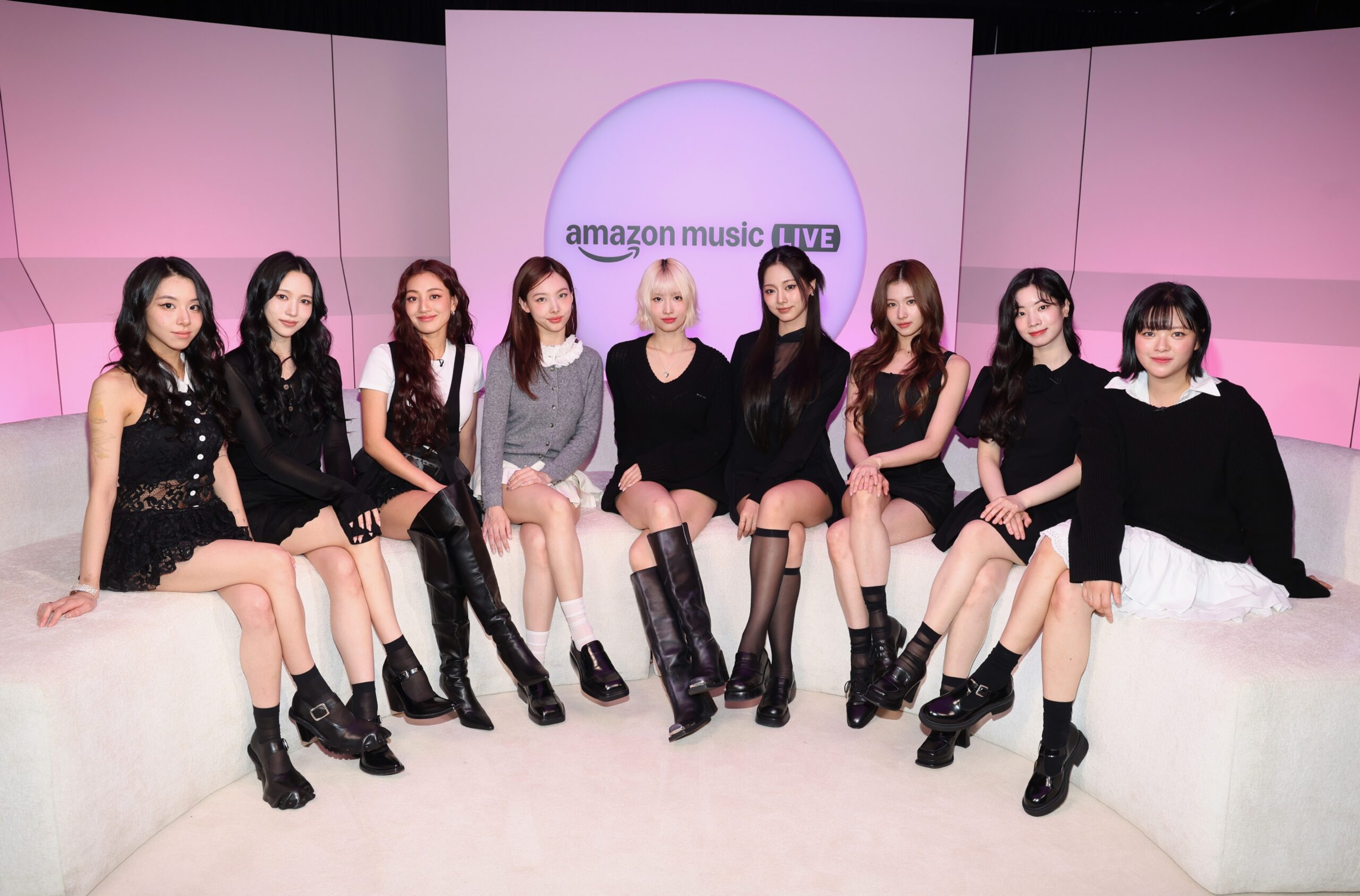 TWICE faz história ao se tornar o primeiro artista de K-pop a