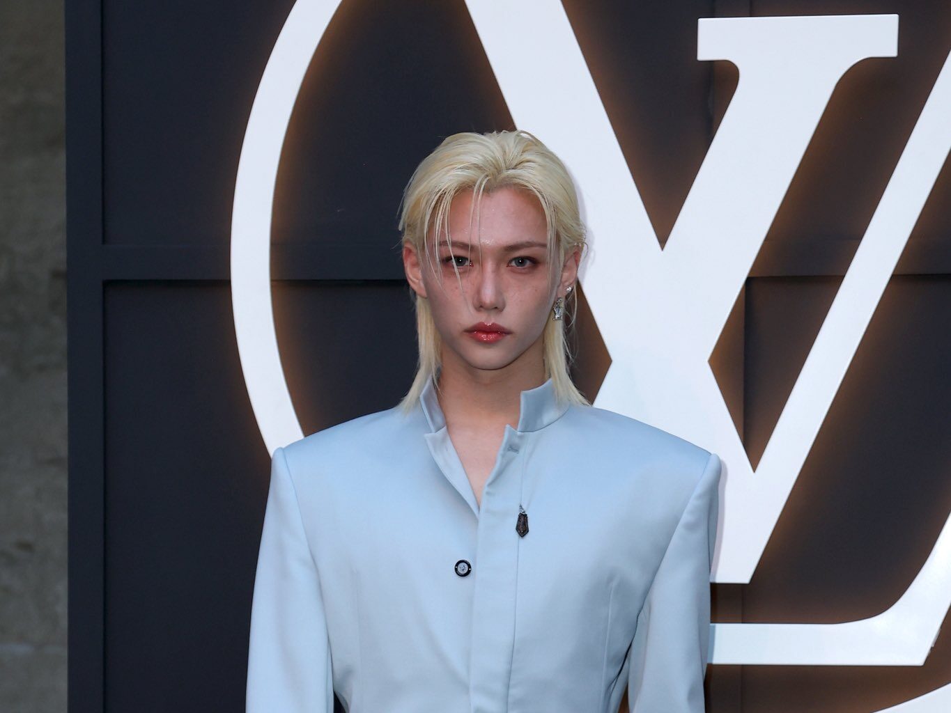 Felix (Stray Kids) encanta no desfile “Louis Vuitton Cruise 2026