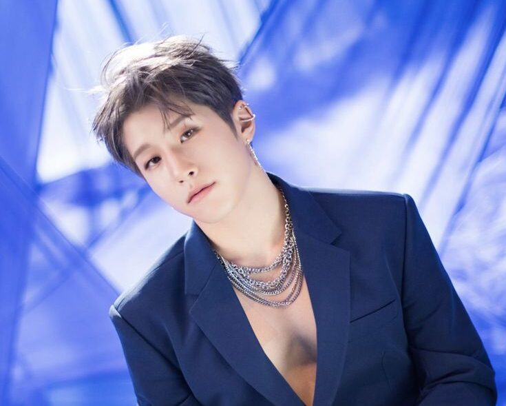 JINJIN (ASTRO) é dispensado do serviço militar obrigatório por